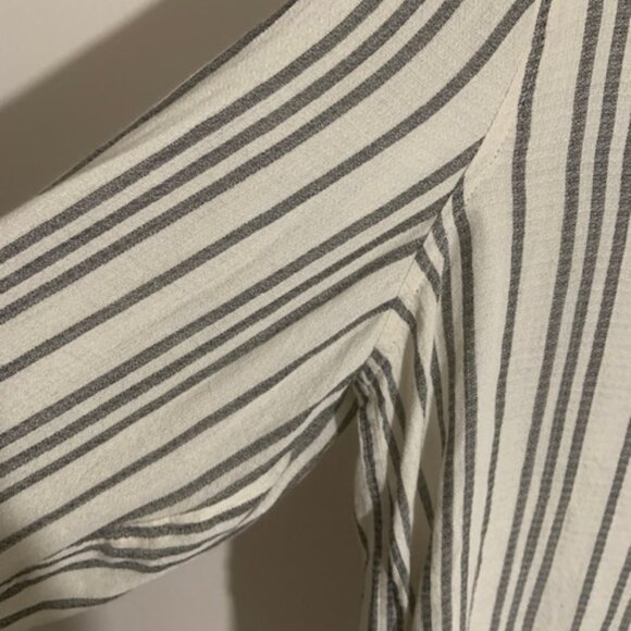 NWT Lucky Brand Boho Peasant Blouse Button Down Casual Women's Top - Size L - Picture 4 of 7